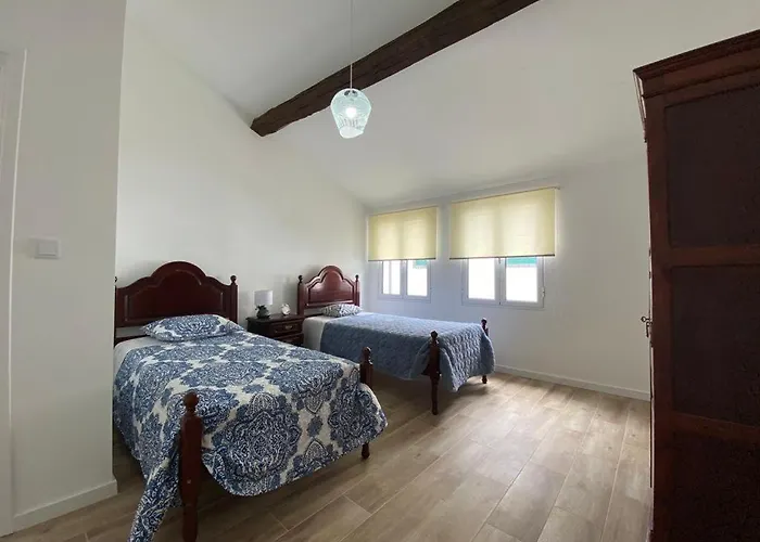 Casa Raizes-home Of Family Roots 度假居